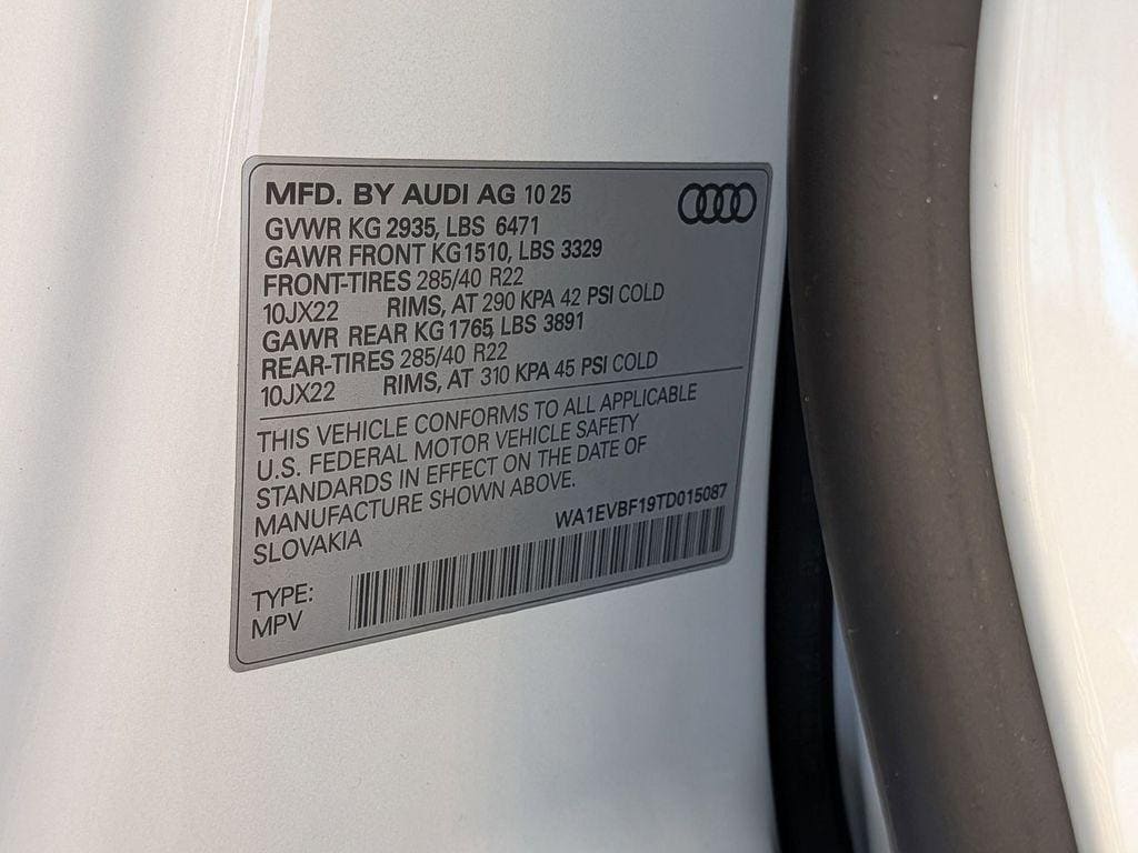 2026 Audi Q8 Premium Plus - Photo 17