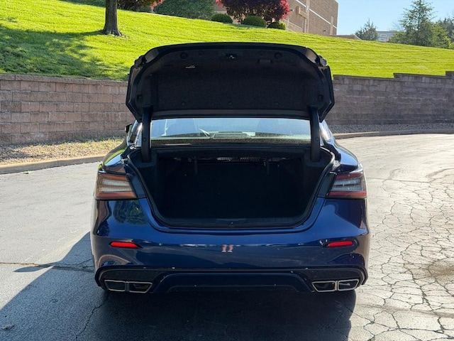 2023 Nissan Maxima