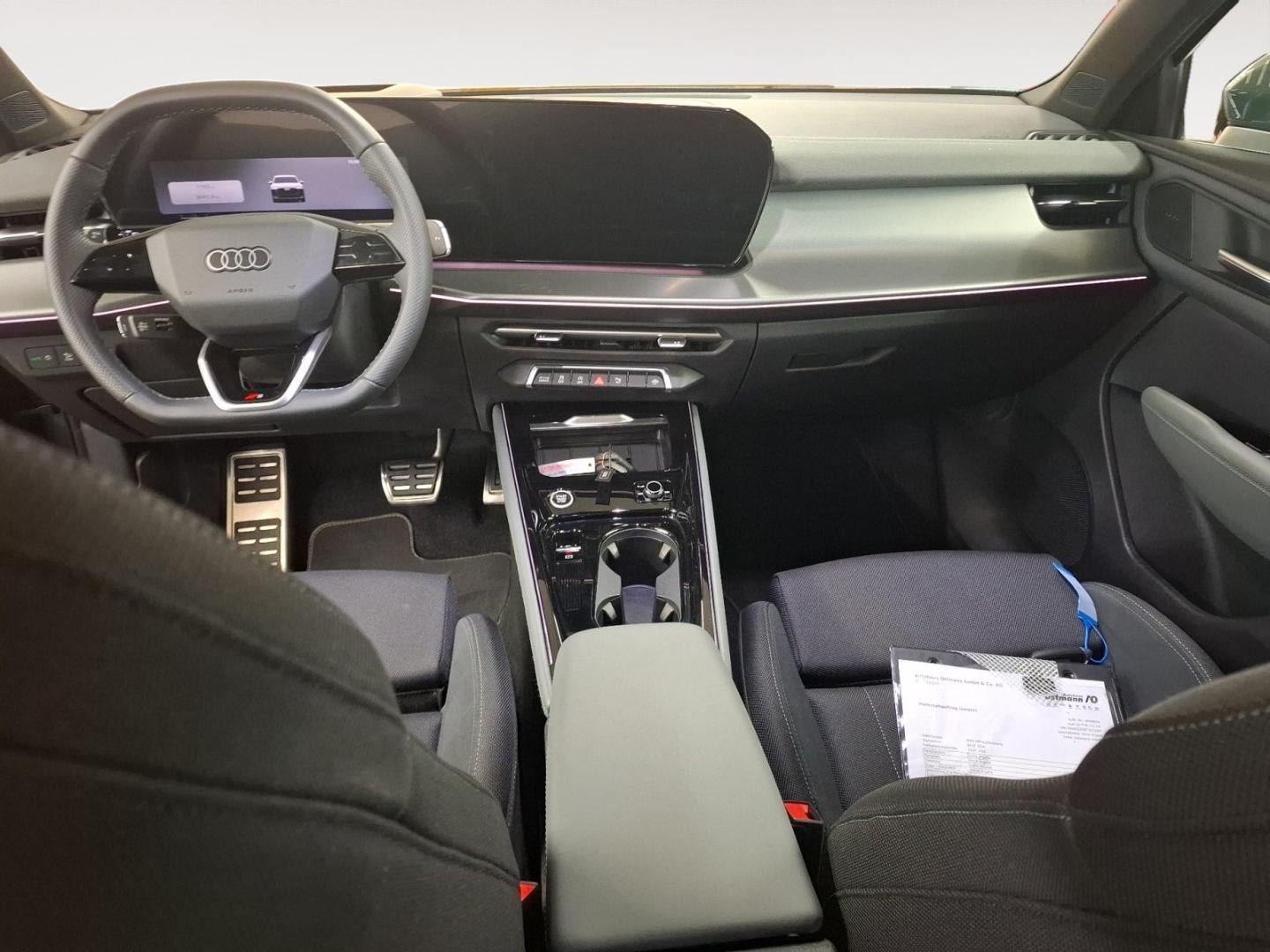 Bild über Audi Q3 SUV TFSI 110 kW S tronic - für weitere Informationen kontaktieren Sie den Audi Partner