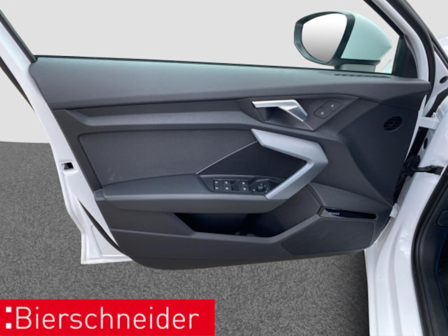 Bild über Audi A3 Sportback 30 TFSI S tronic - für weitere Informationen kontaktieren Sie den Audi Partner