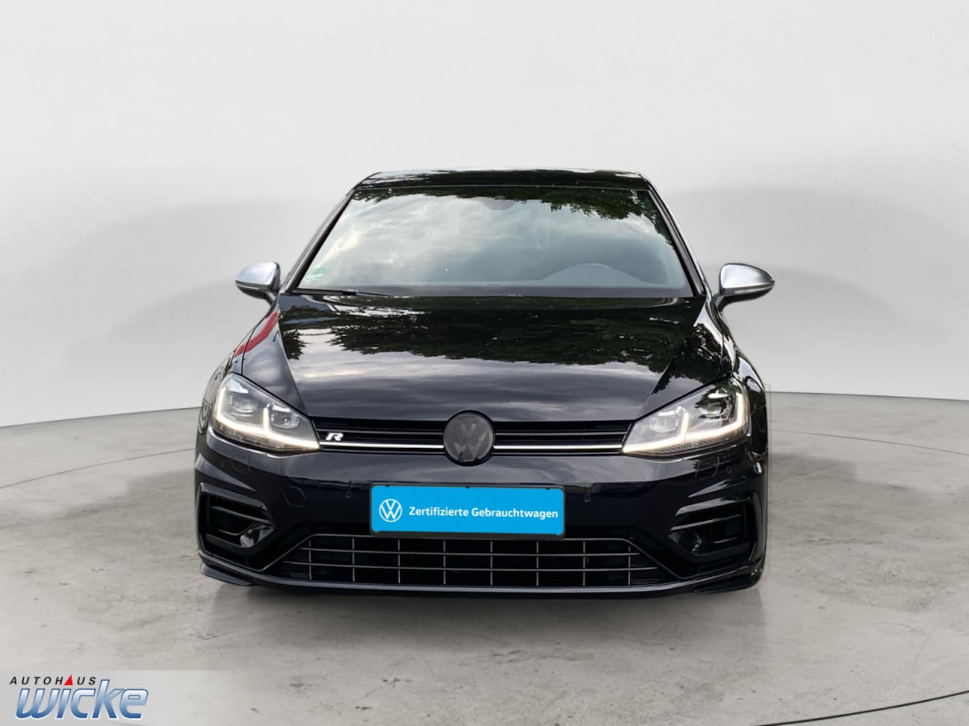 Volkswagen Golf R