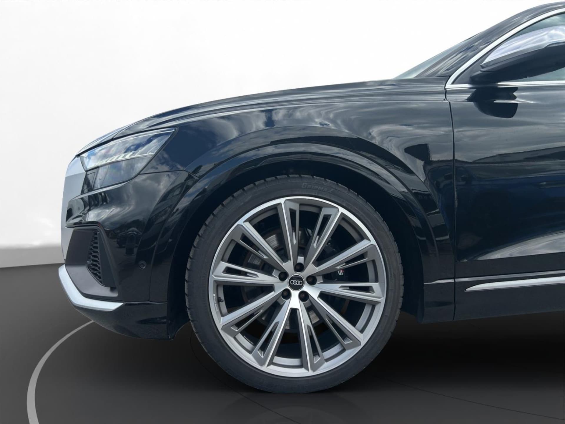 Audi SQ8 SUV