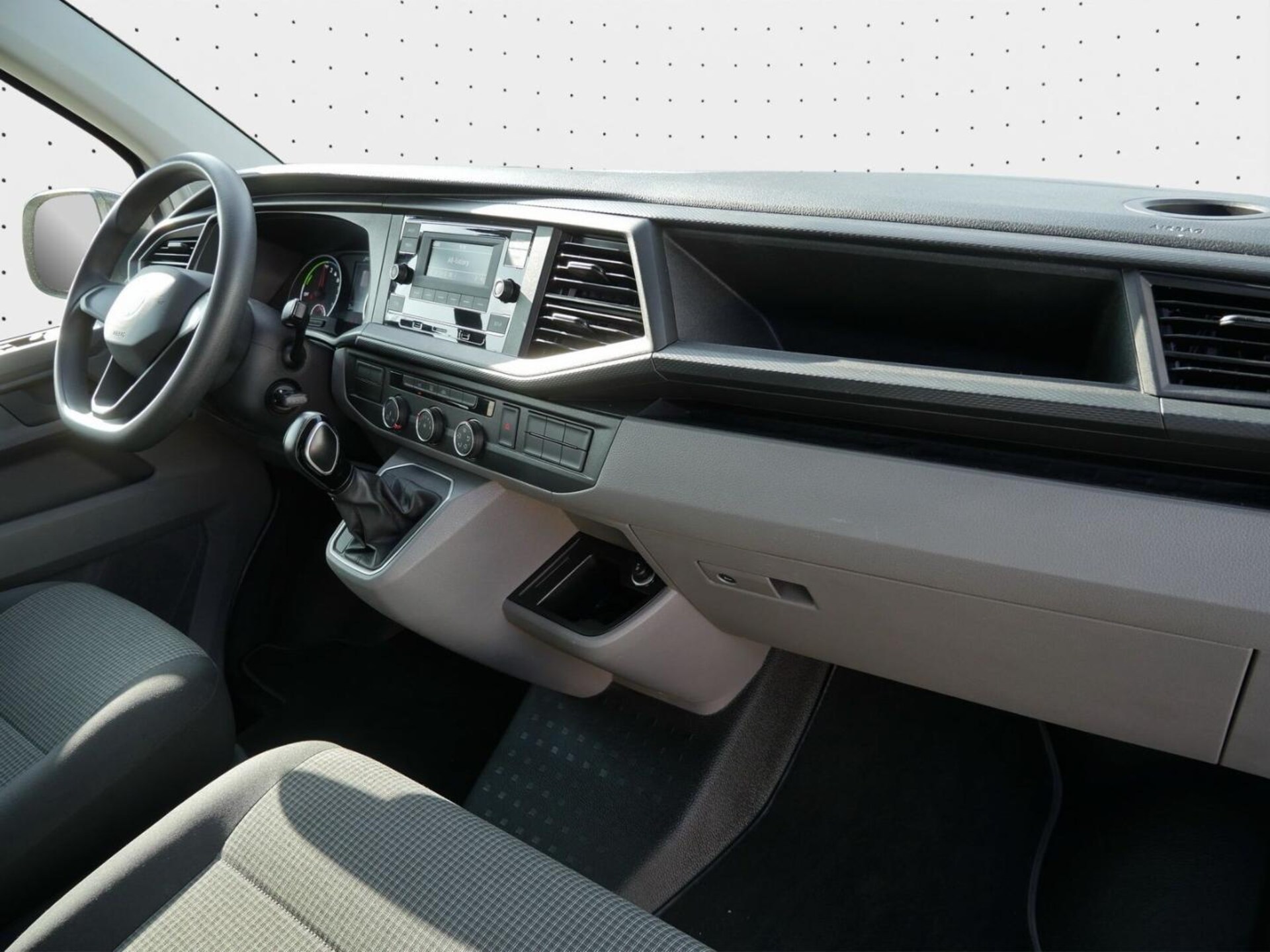 Volkswagen T6.1 Transporter Kasten langer Radstand