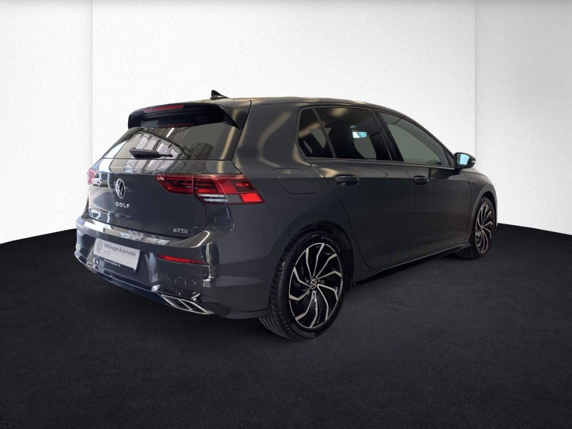 Volkswagen Golf R-Line