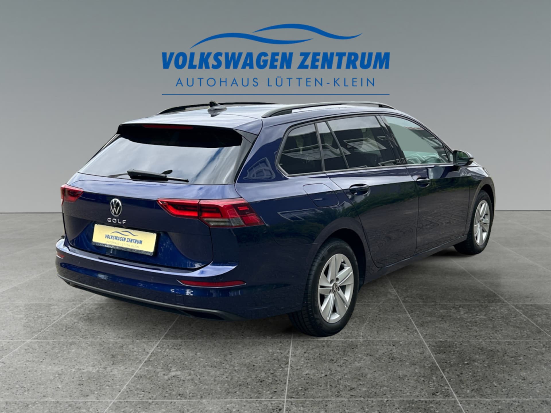 Volkswagen Golf Variant Life