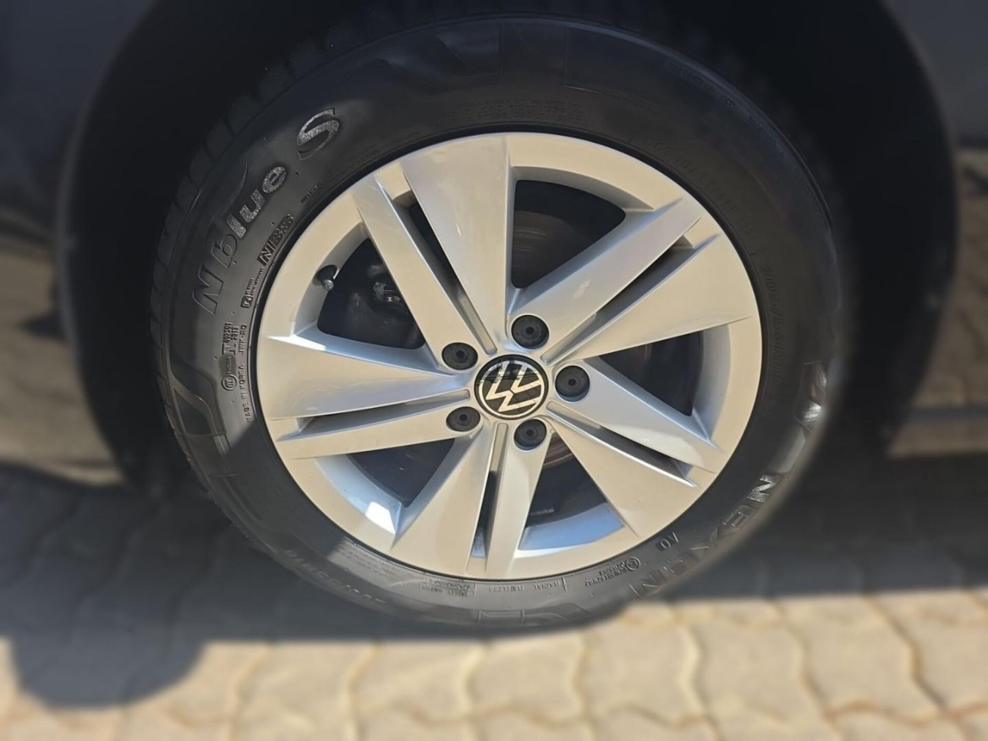 Volkswagen Golf Life