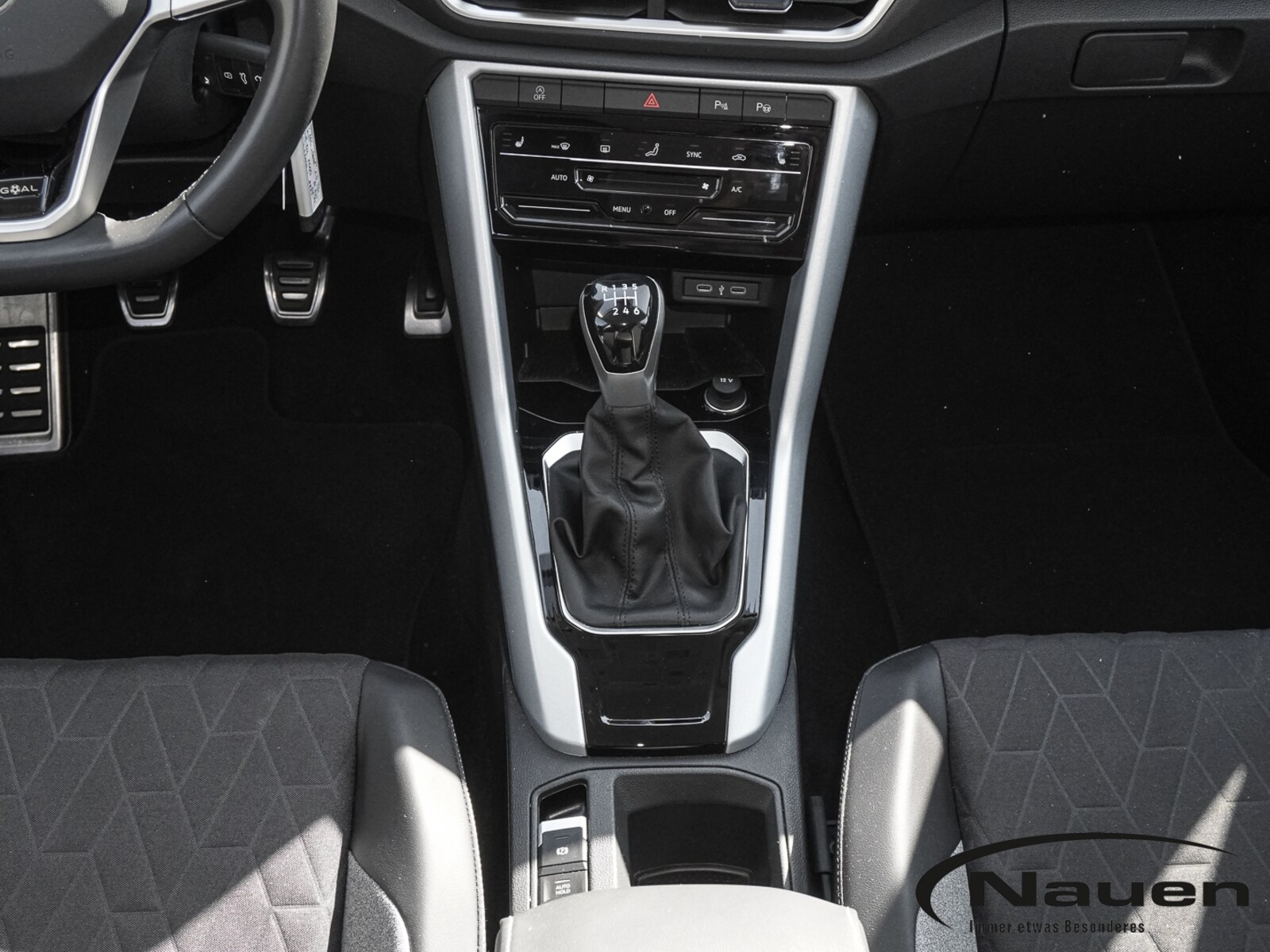 Volkswagen T-Roc – Bild 12