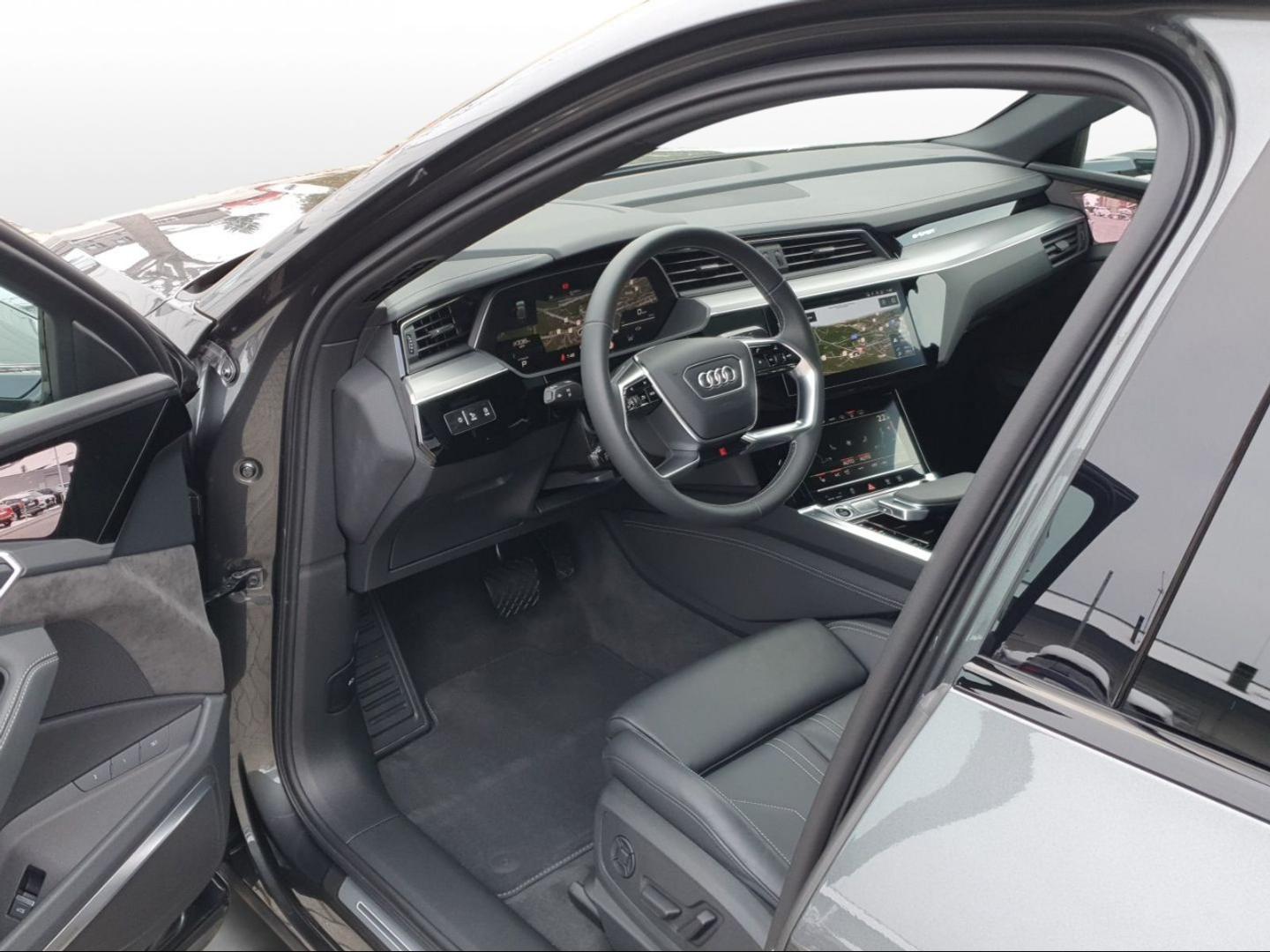 Image about Audi e-tron Sportback S line 55 quattro 300,00 kW