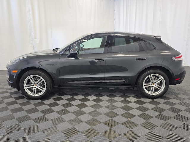 2025 Porsche Macan
