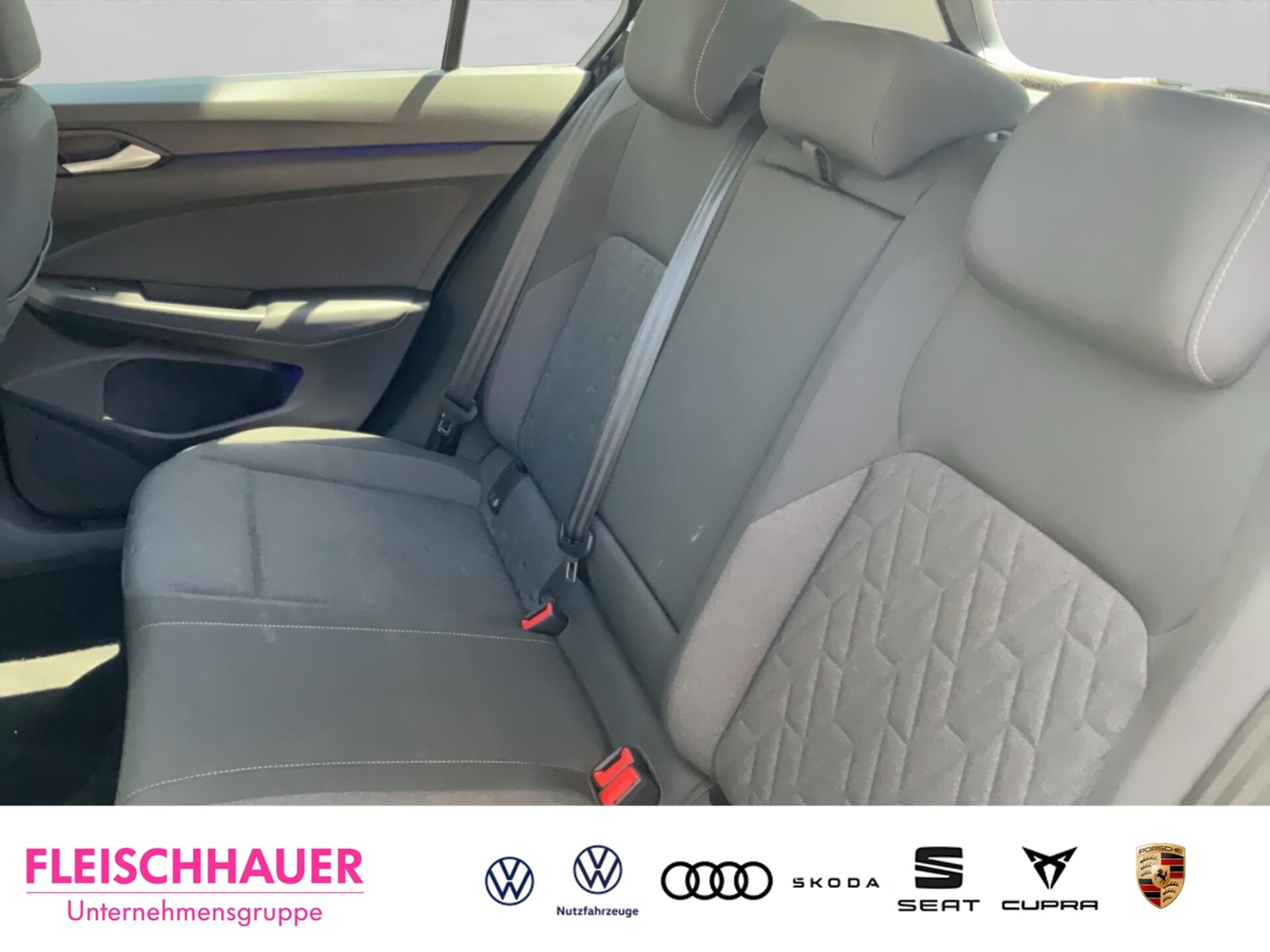 Volkswagen Golf Life