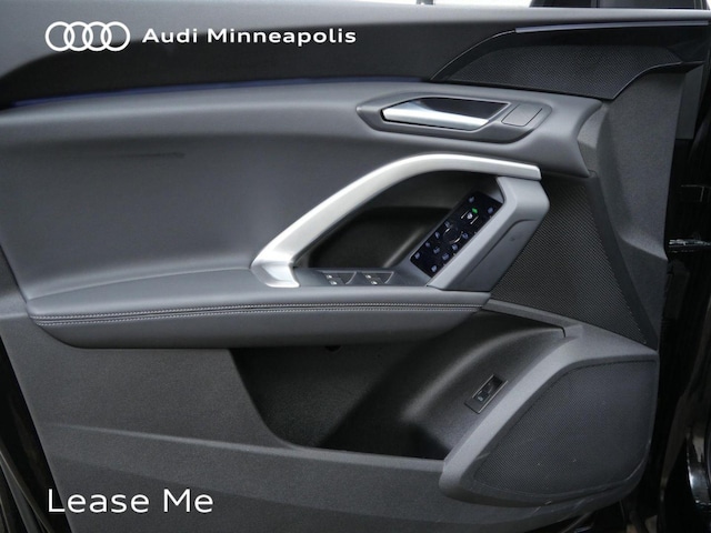 2025 Audi New Q5 Premium - Photo 12