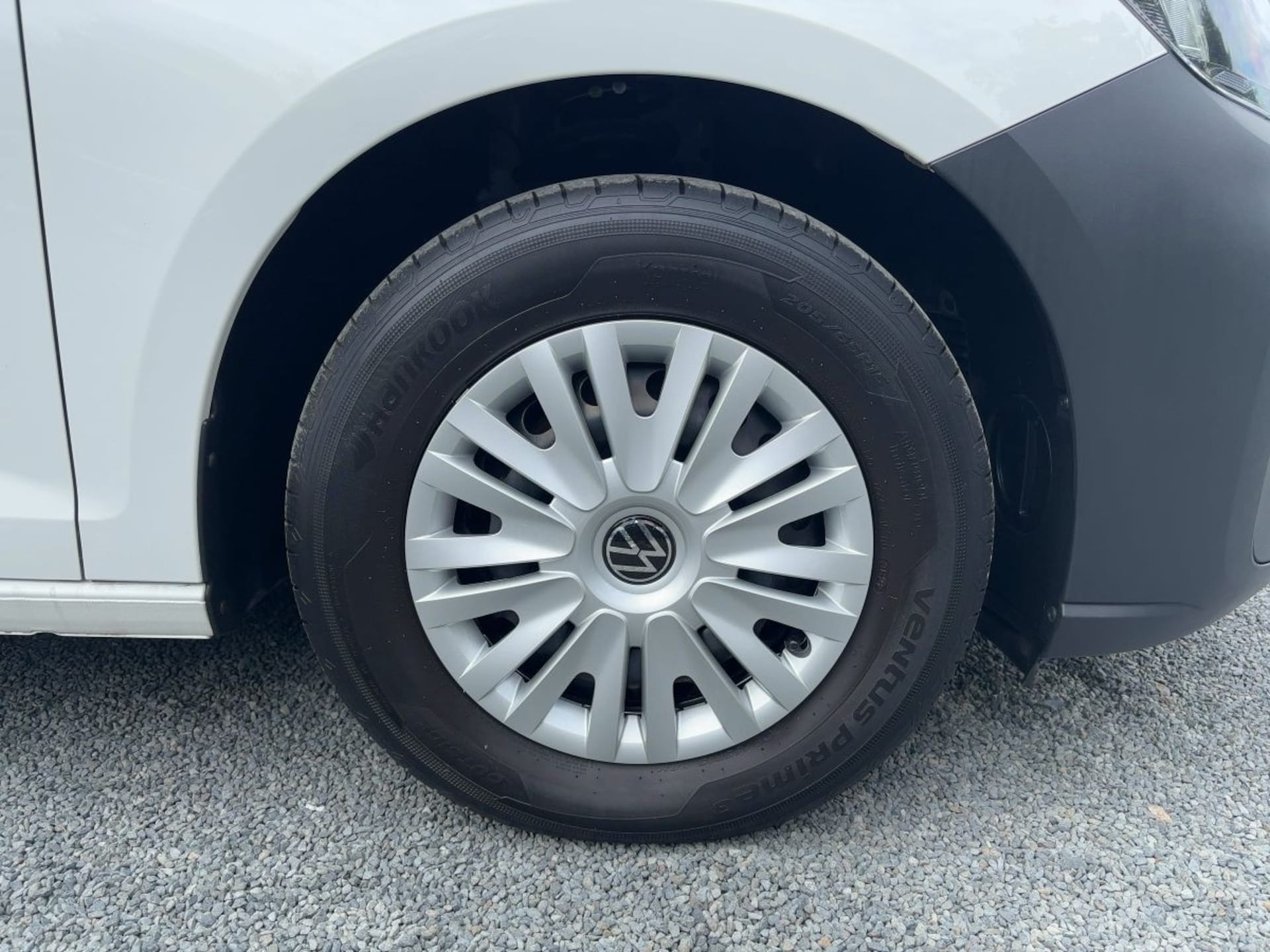 Volkswagen Caddy Kombi Basis-Modell
