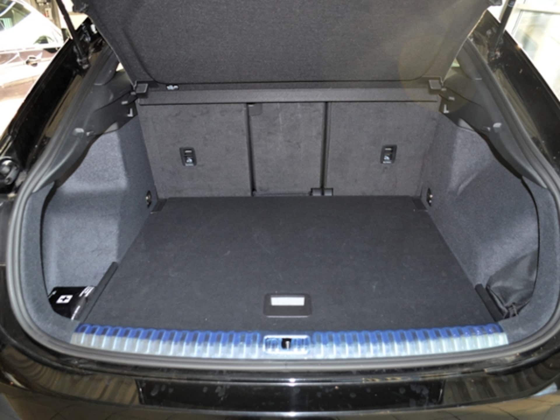 Audi Q3 Sportback S line