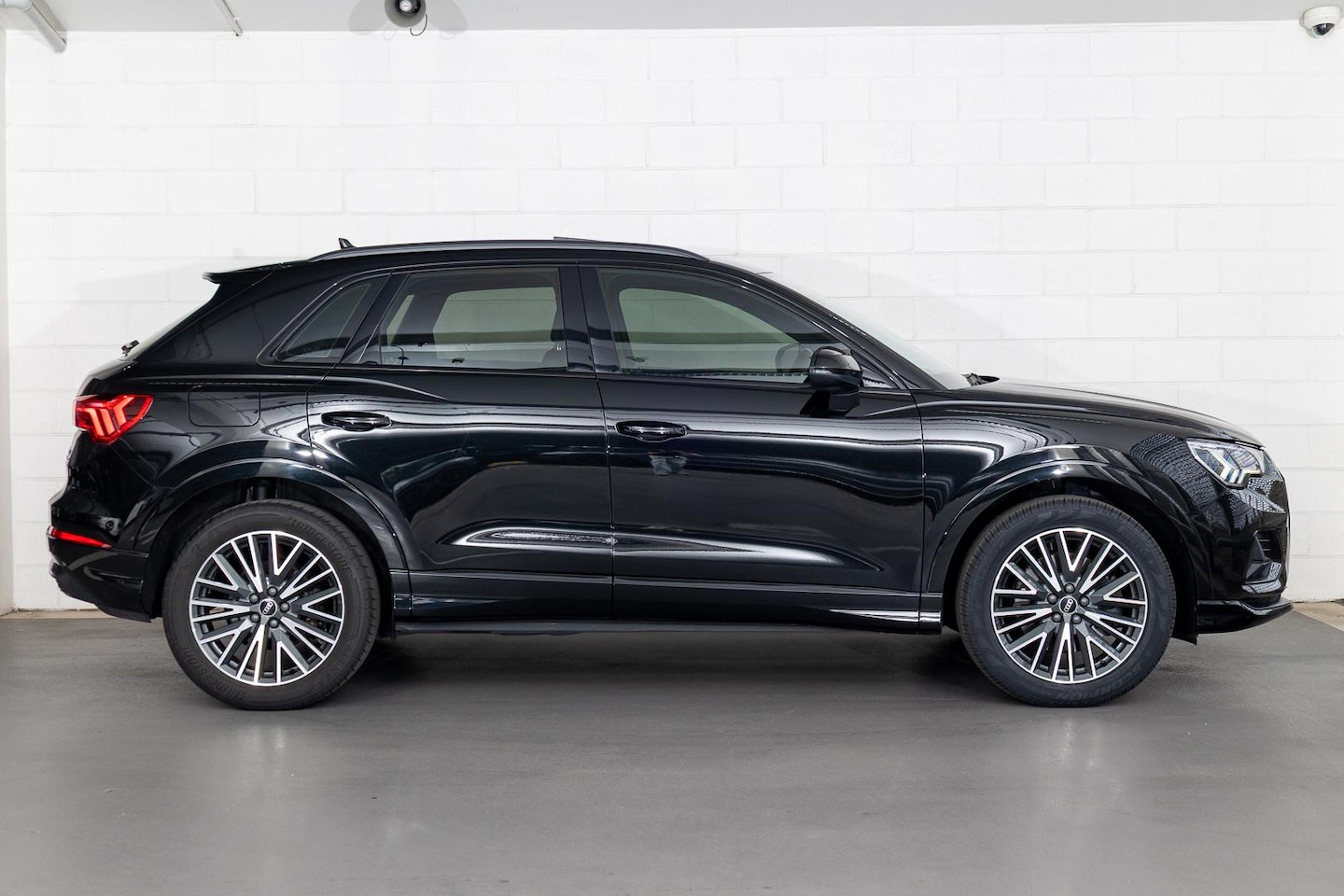 Image about Audi Q3 40 TFSI quattro S tronic