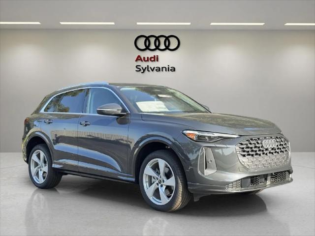 2025 Audi Q5 45 Premium Plus's photo