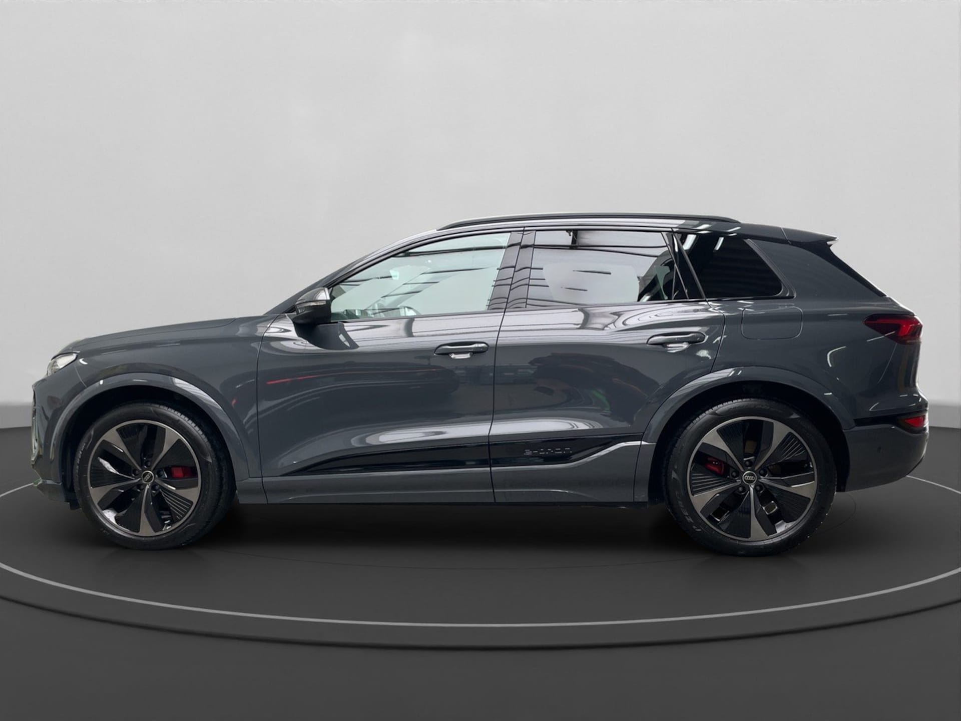 Audi Q6 SUV e-tron