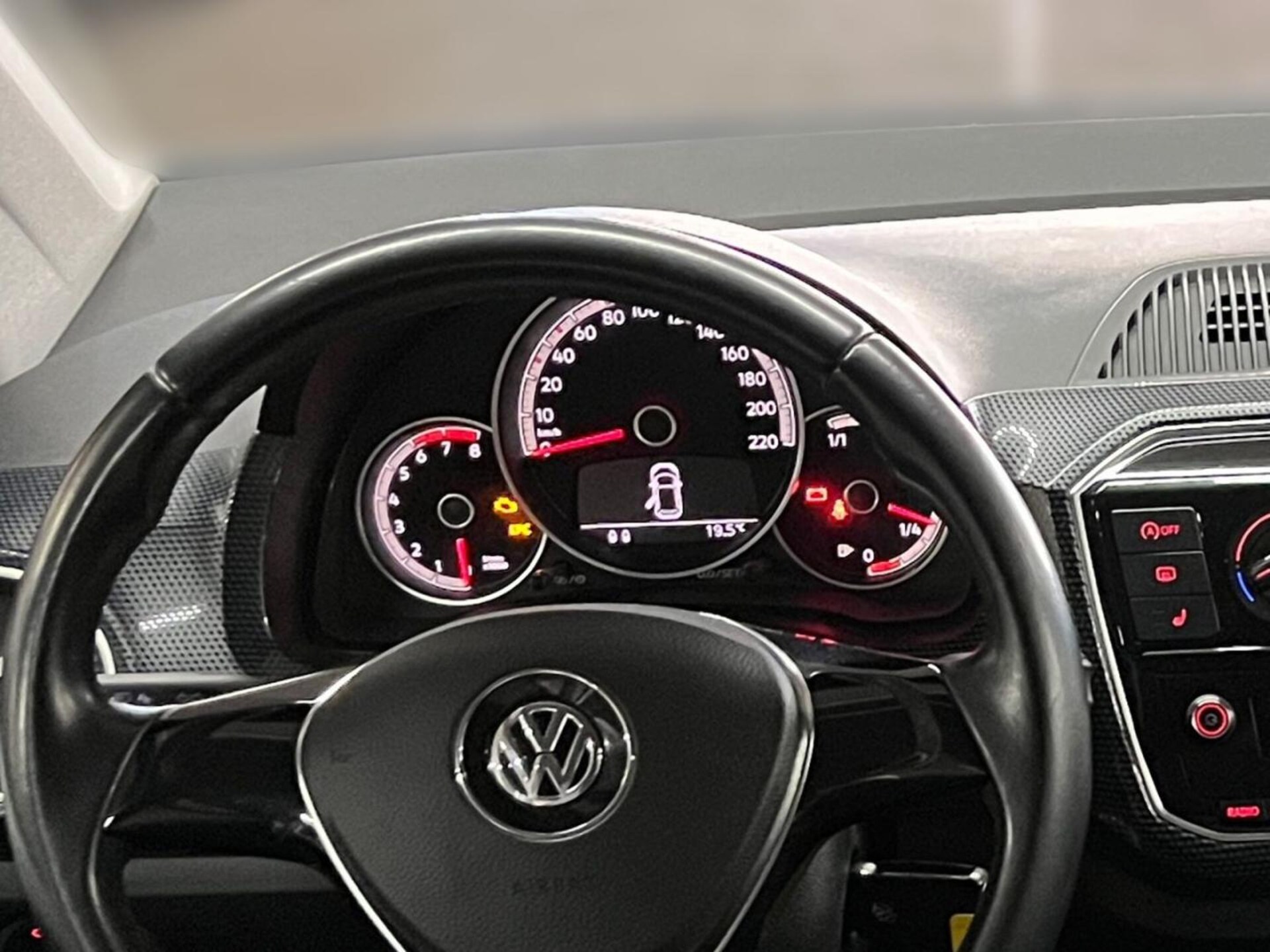 Volkswagen up! move up!