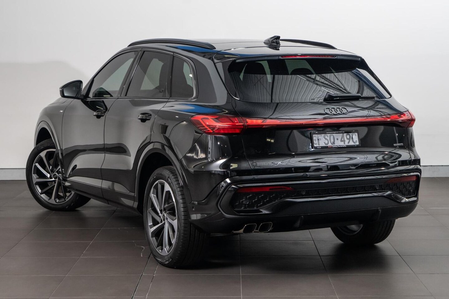Image about Audi Q5 SUV TDI quattro 150 kW sport