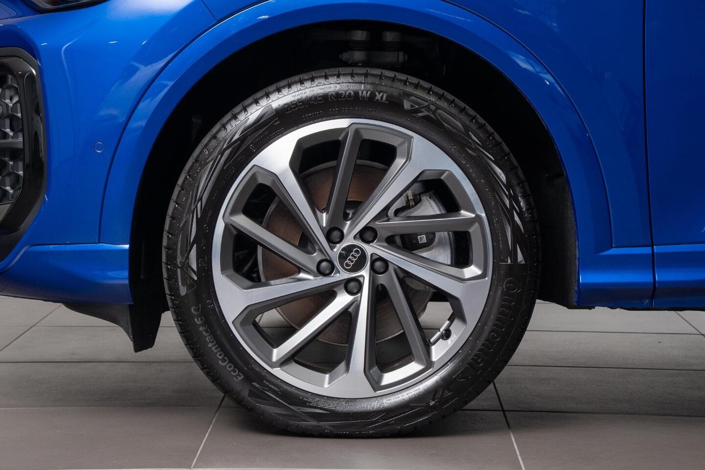 Image about Audi Q5 SUV TDI quattro 150 kW sport