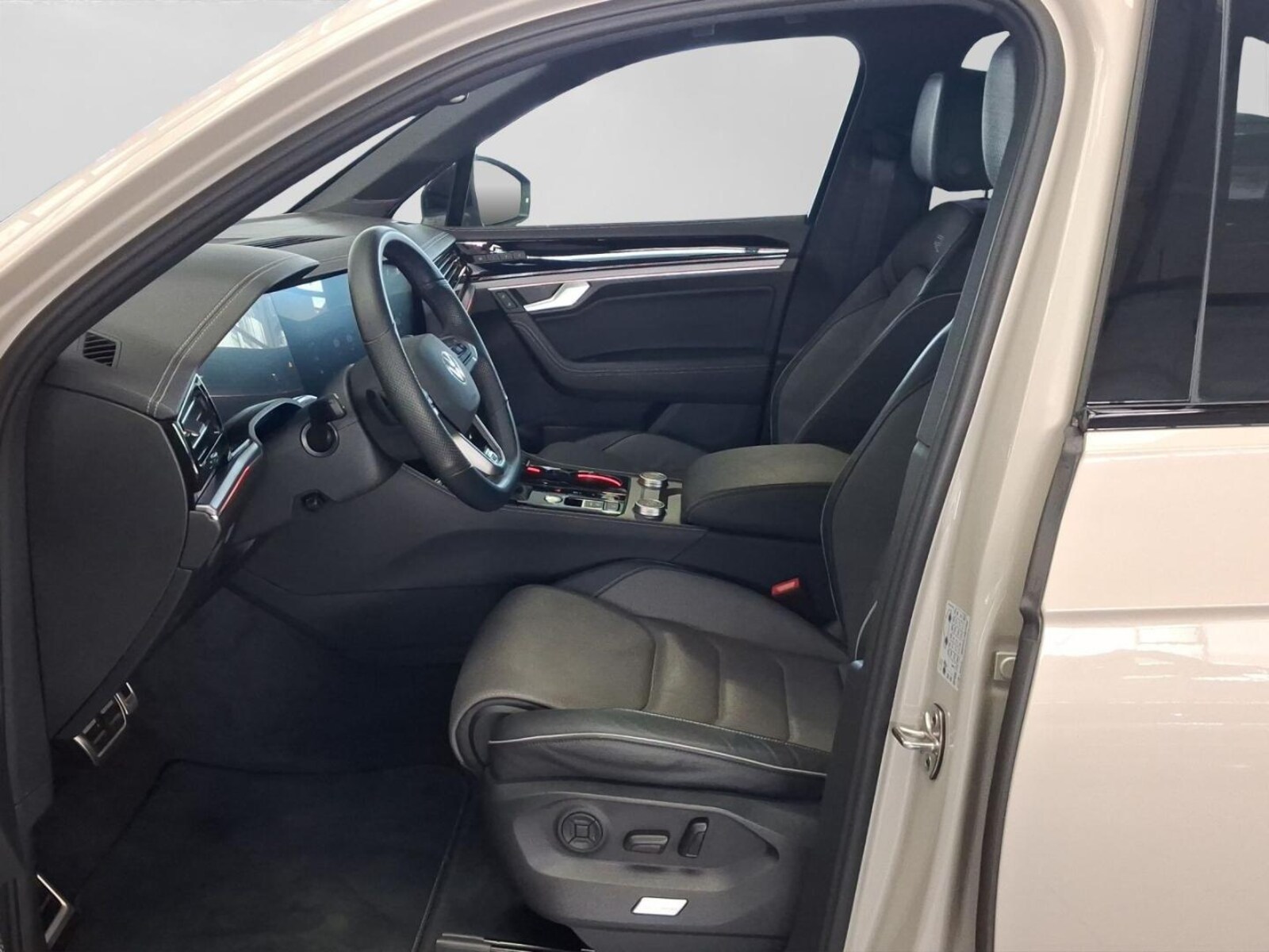 Volkswagen Touareg – Bild 13