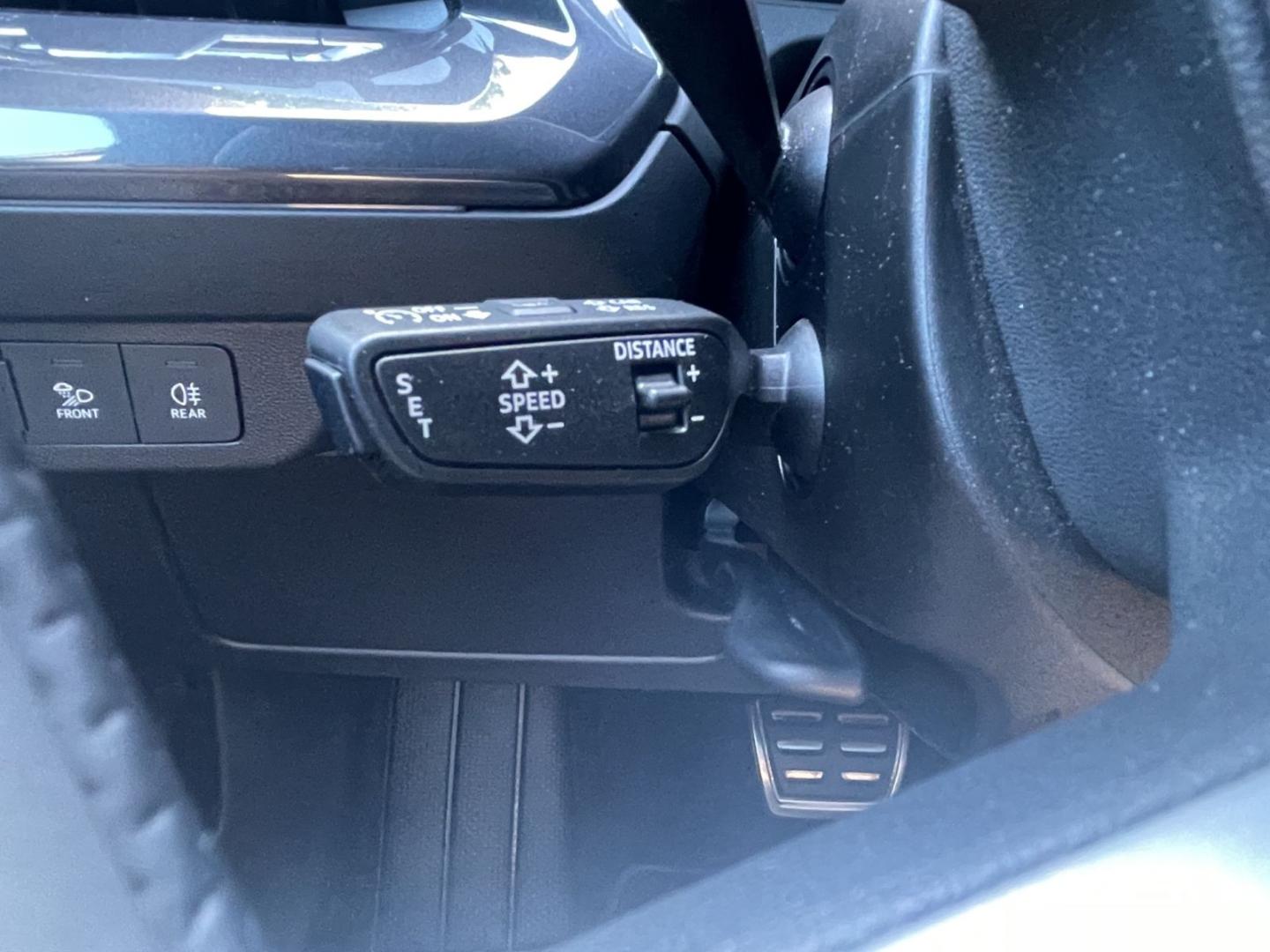Image about Audi Q4 e-tron 40 e-tron