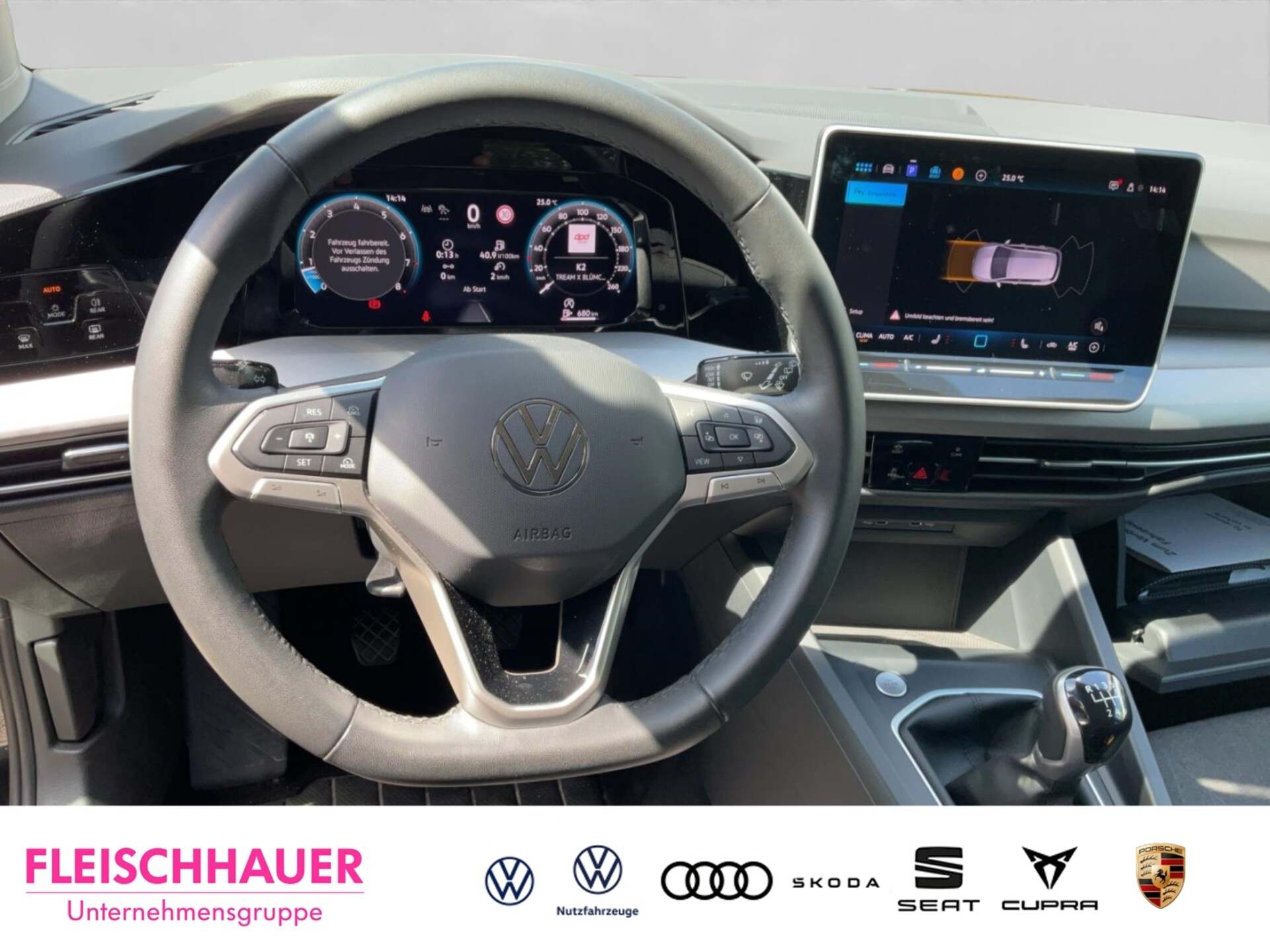 Volkswagen Golf Life