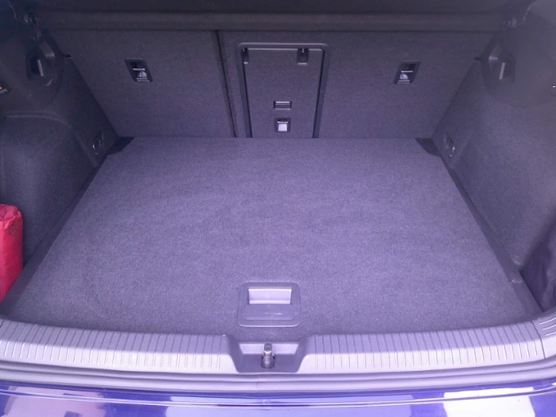 Volkswagen Golf Active