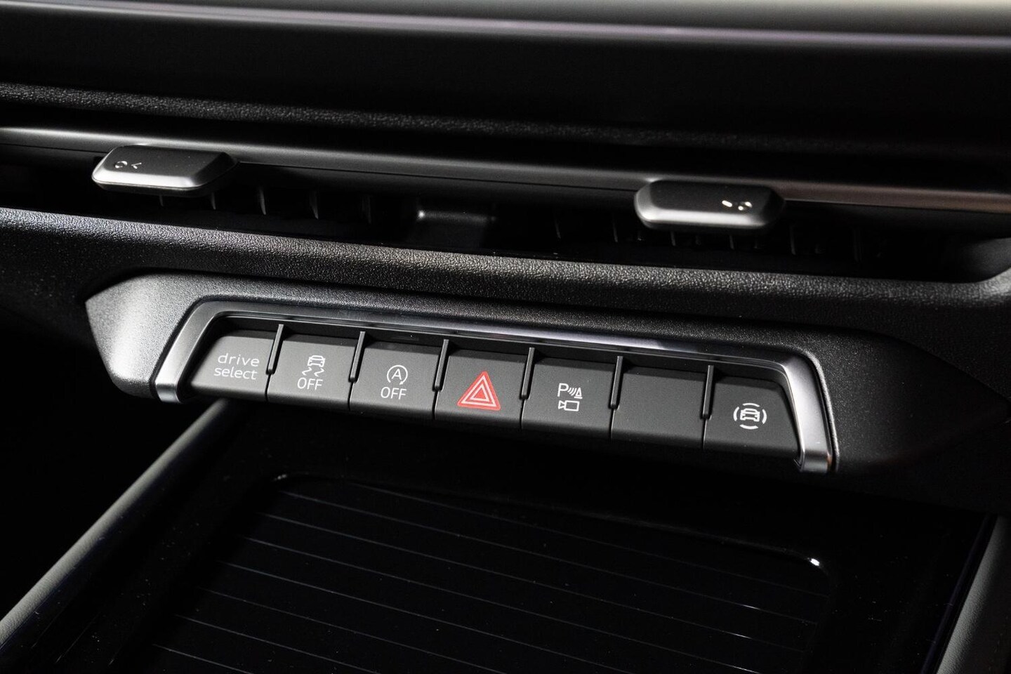 Image about Audi Q3 SUV TFSI 110 kW launch edition