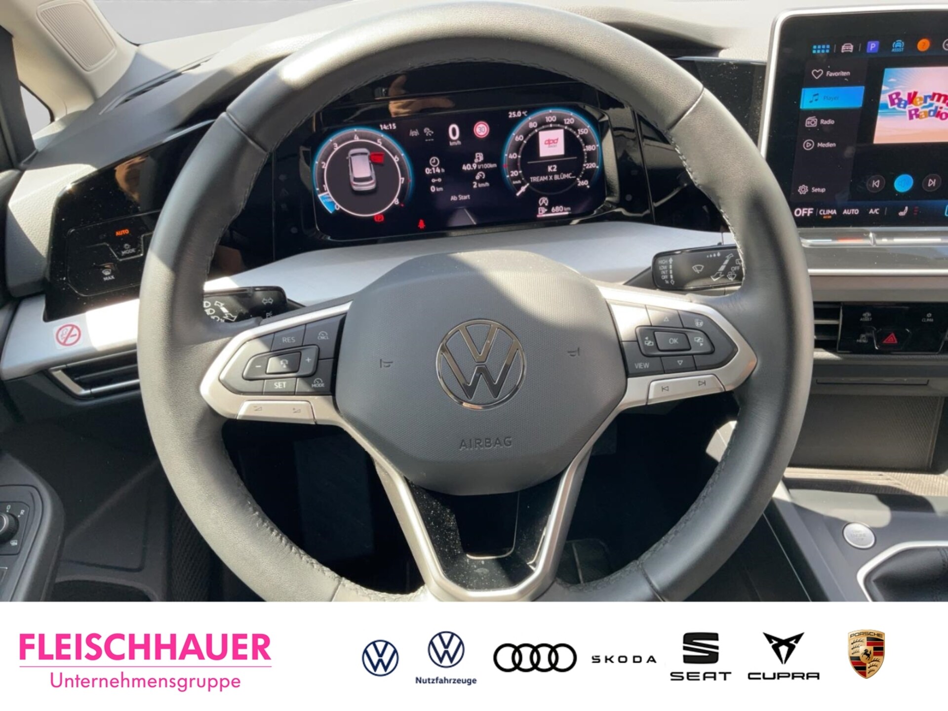 Volkswagen Golf Life