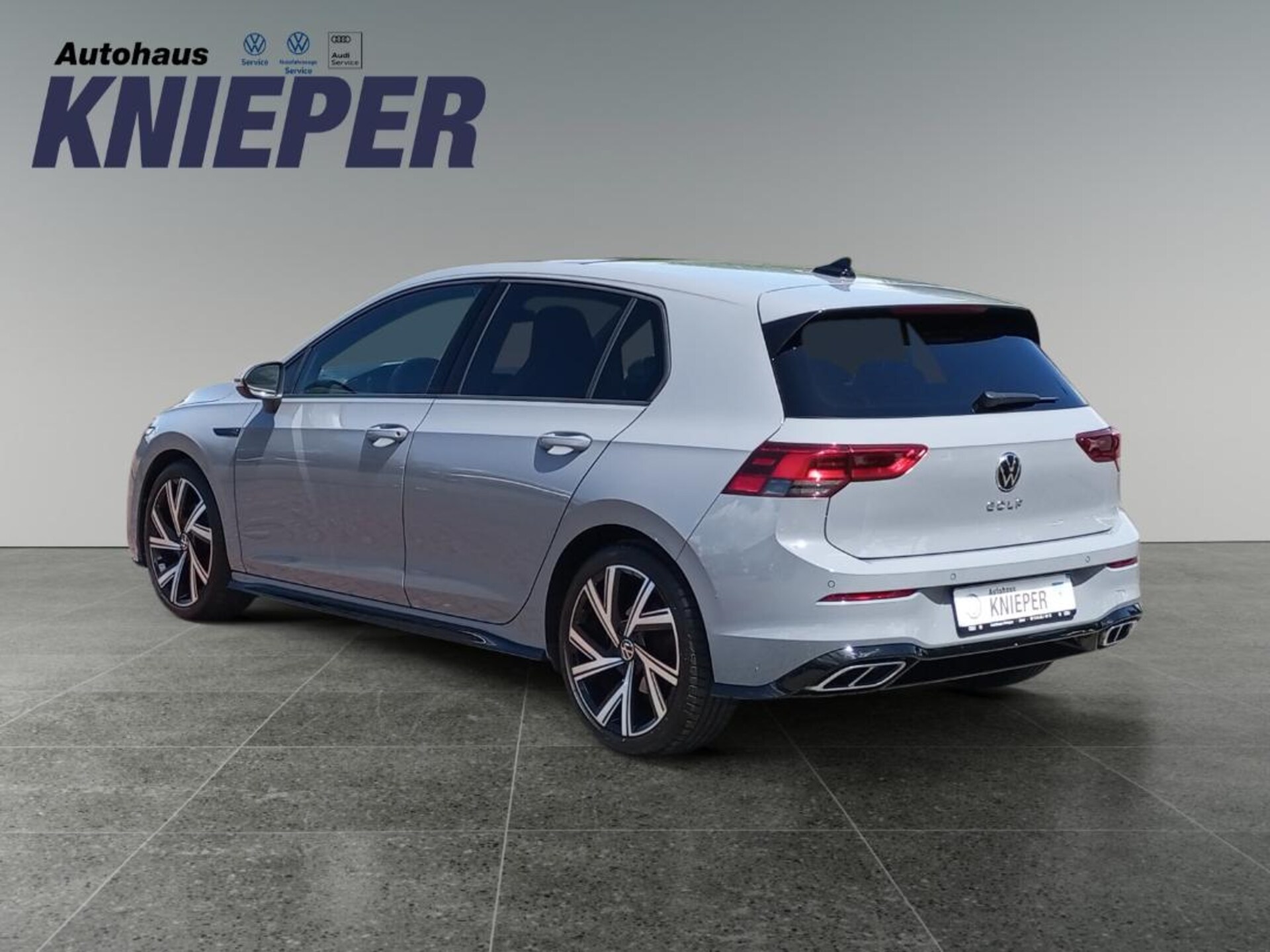 Volkswagen Golf R-Line
