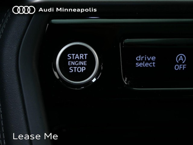 2025 Audi New Q5 Premium - Photo 32