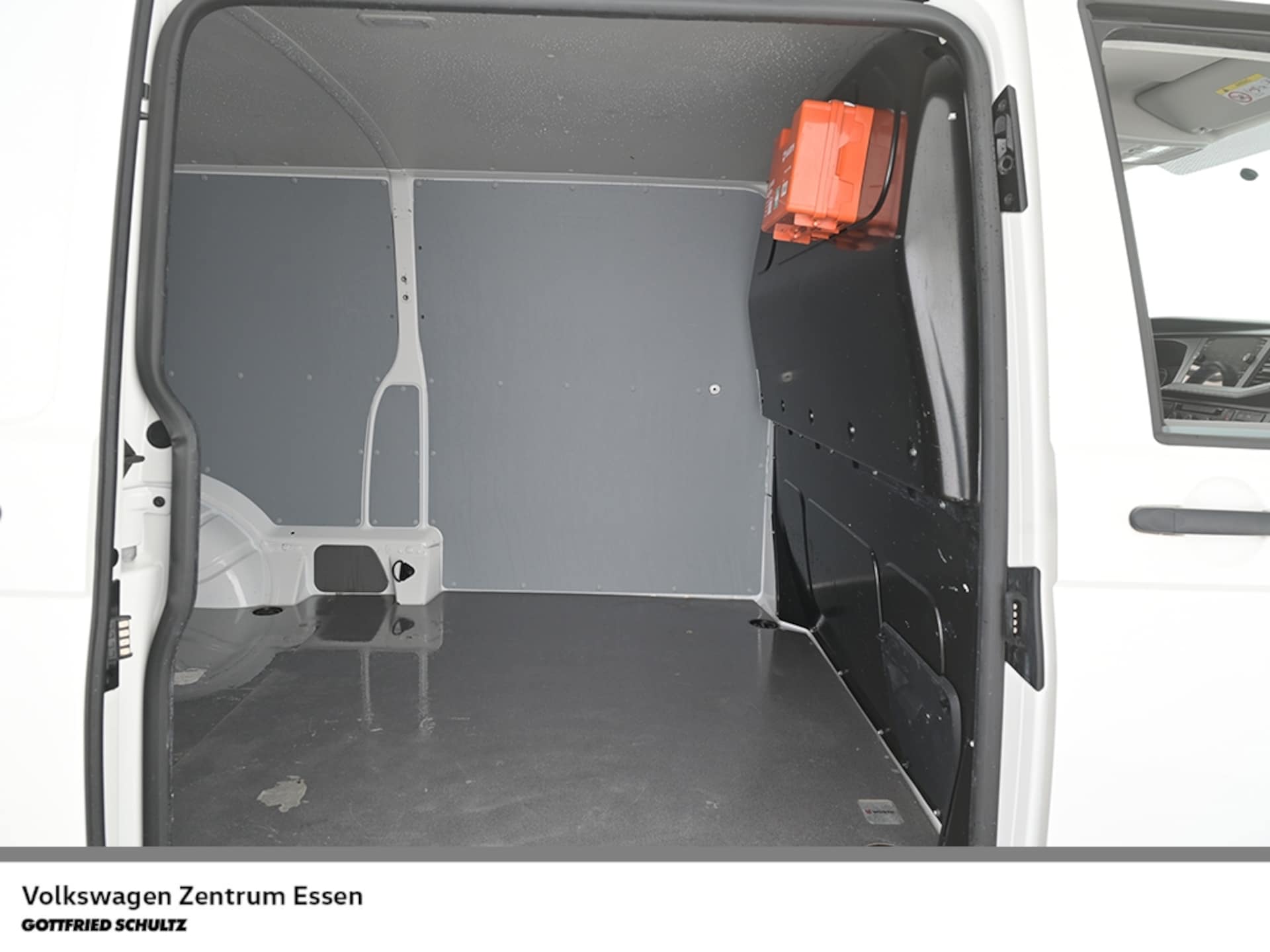 Volkswagen T6.1 Transporter Kasten langer Radstand