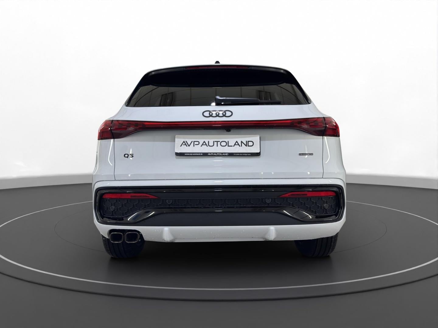 Bild über Audi Q5 SUV TDI quattro 150 kW S tronic - für weitere Informationen kontaktieren Sie den Audi Partner