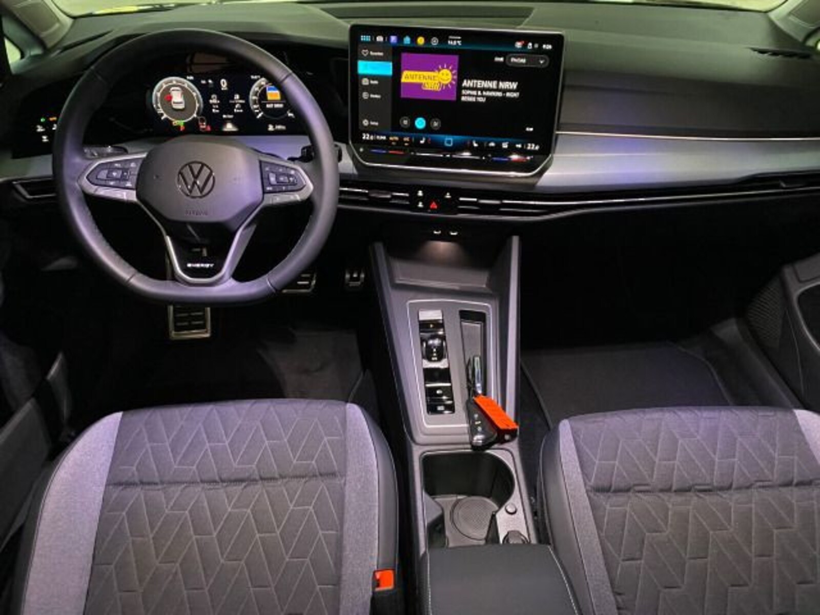 Volkswagen Golf – Bild 8