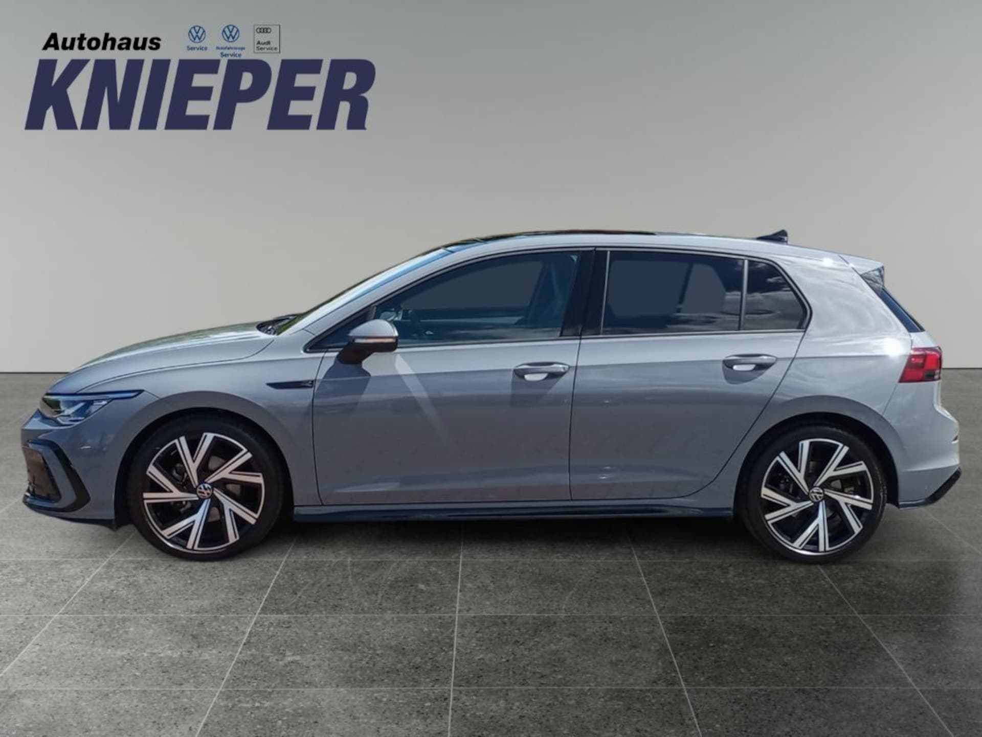 Volkswagen Golf R-Line