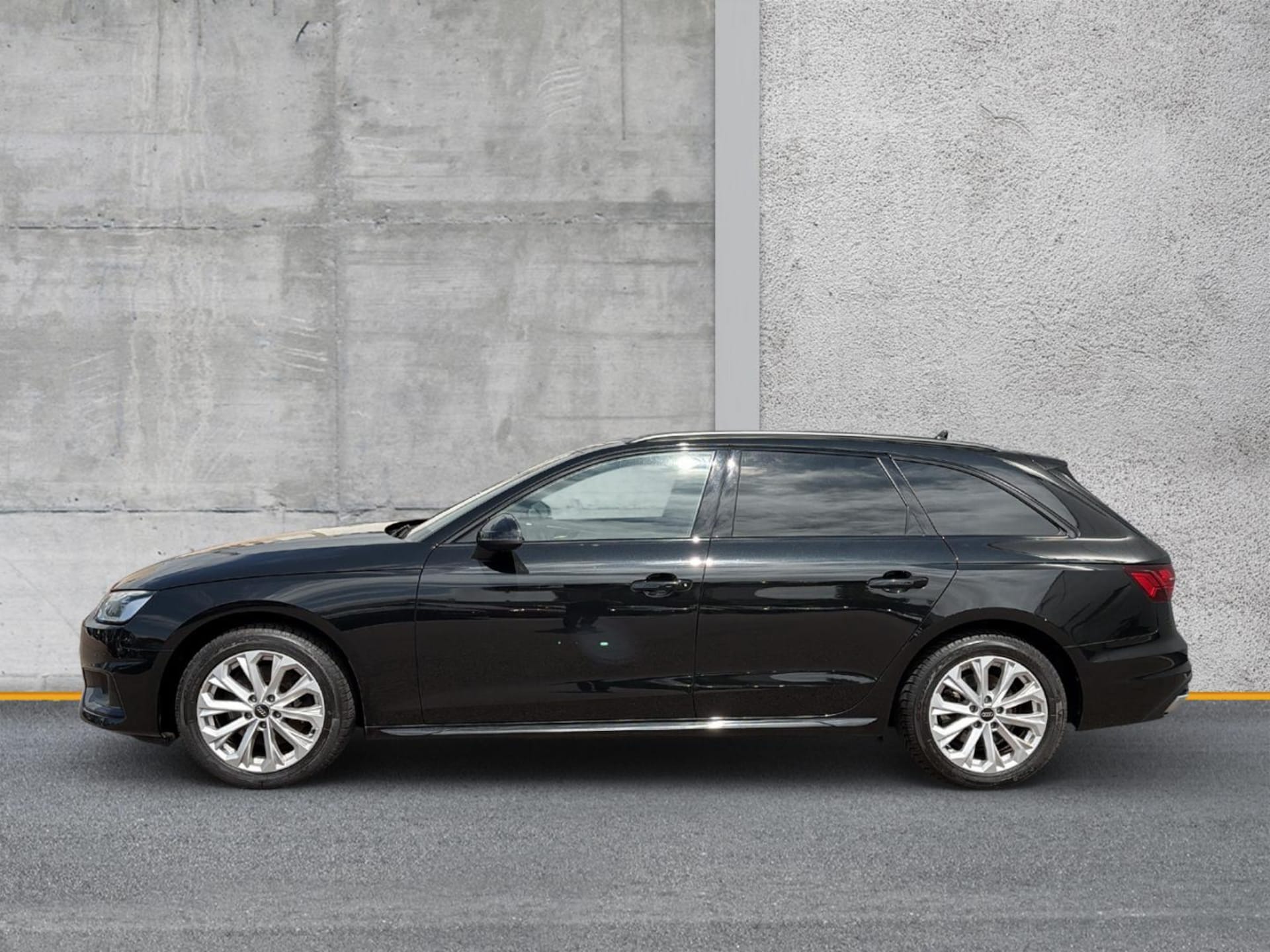 Audi A4 Avant Advanced