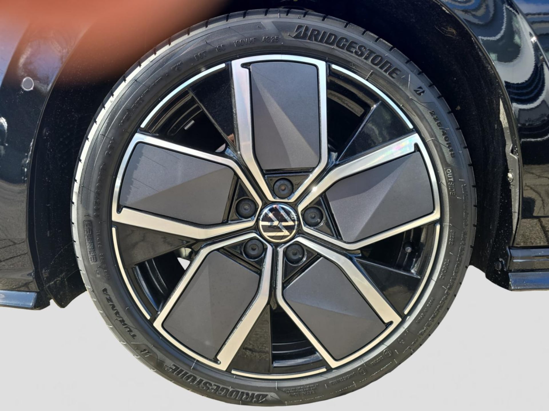 Volkswagen Golf Variant R-Line