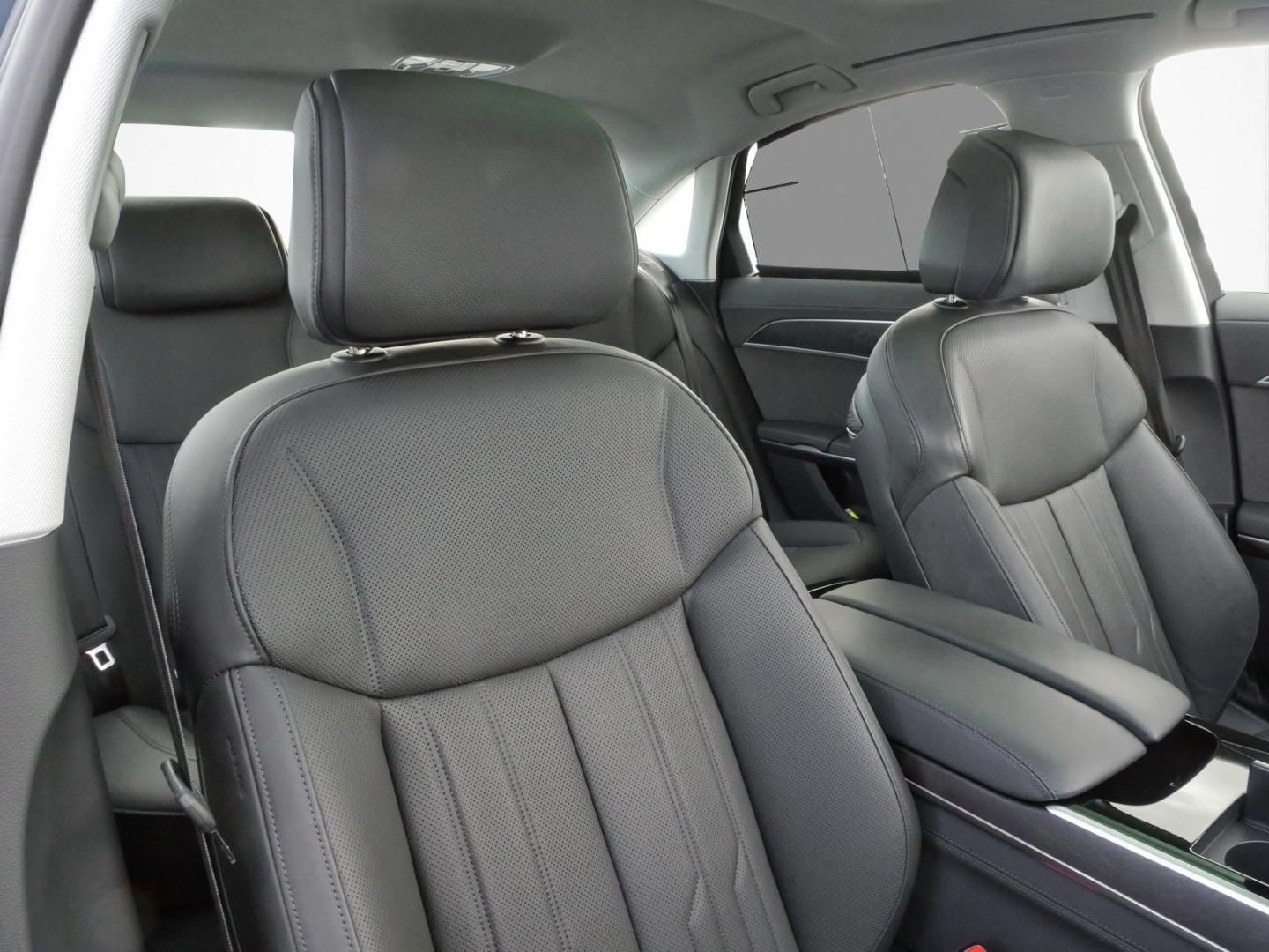 Bild über Audi A8 50 TDI quattro tiptronic - für weitere Informationen kontaktieren Sie den Audi Partner