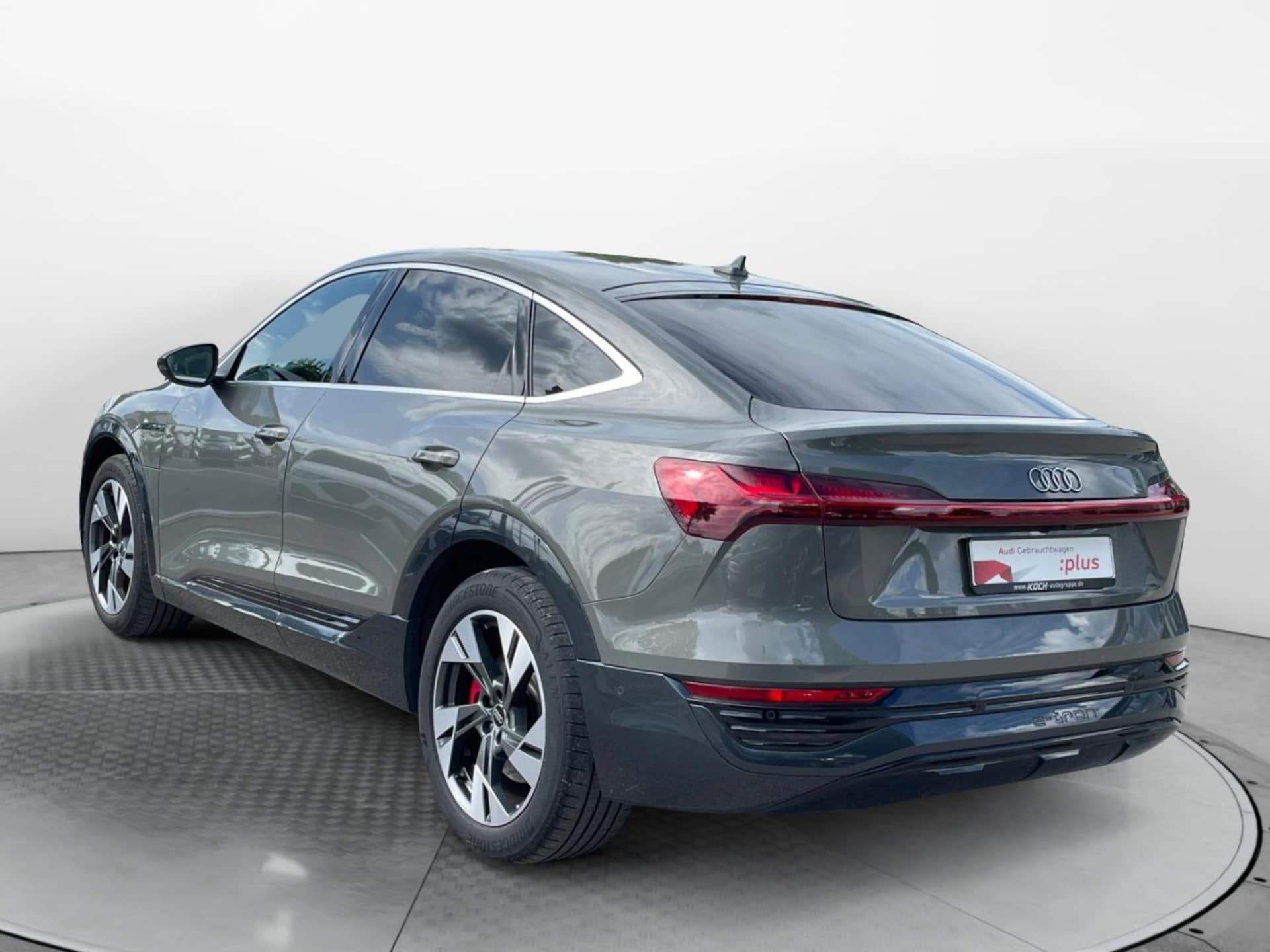 Audi Q8 Sportback e-tron Advanced