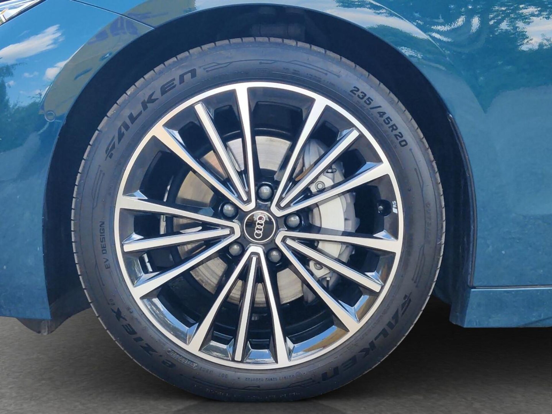 Audi A6 Avant e-tron