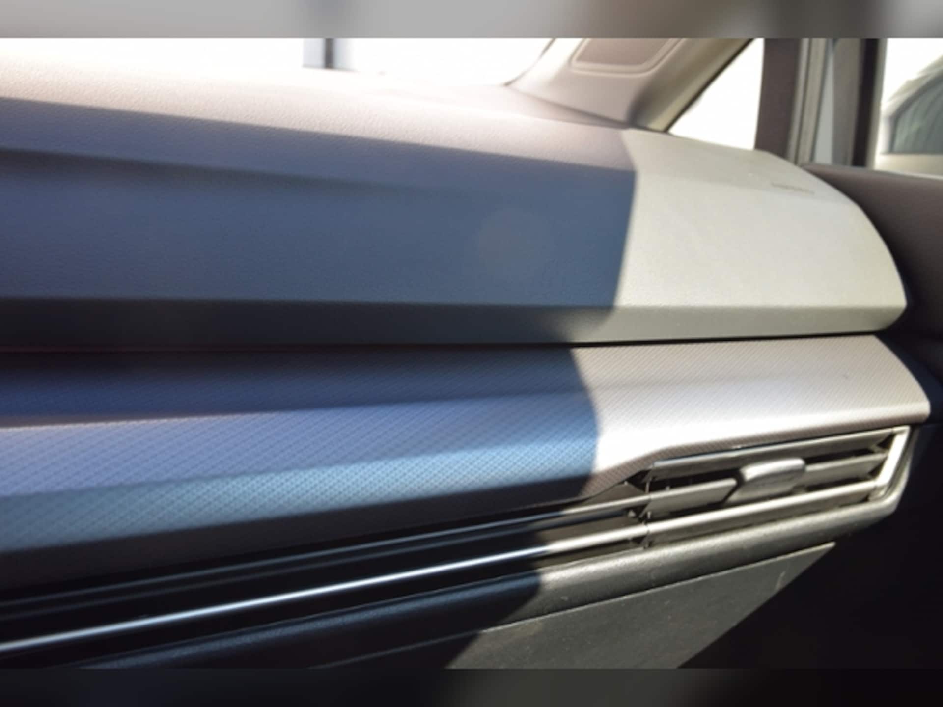 Volkswagen Golf Active