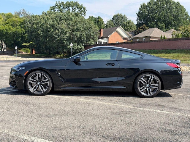 2024 BMW M850i