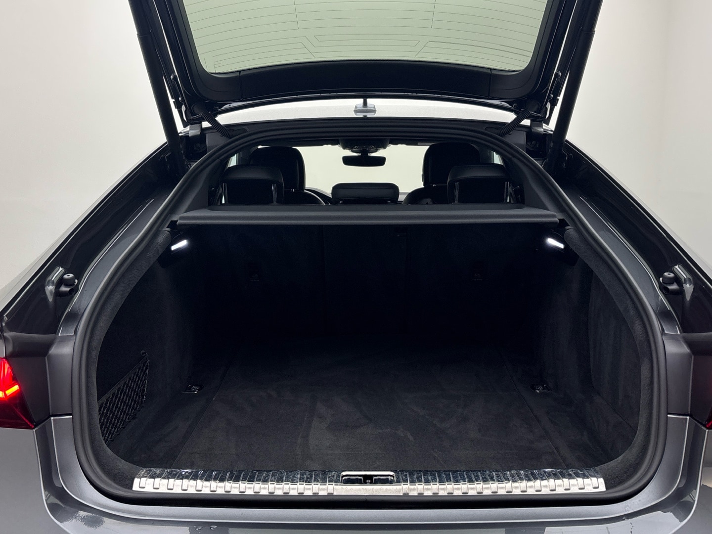 Bild über Audi RS 7 Sportback TFSI quattro tiptronic - für weitere Informationen kontaktieren Sie den Audi Partner
