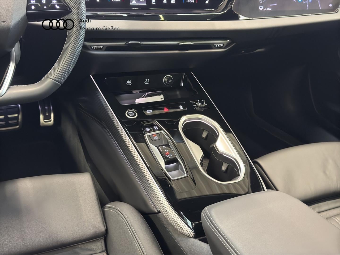 Bild über Audi A6 Avant TDI 150 kW S tronic - für weitere Informationen kontaktieren Sie den Audi Partner