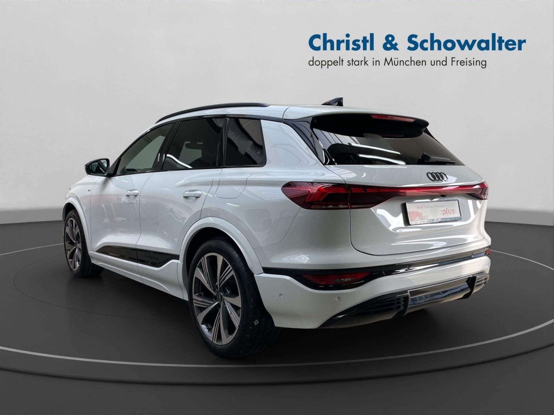 Audi Q6 SUV e-tron