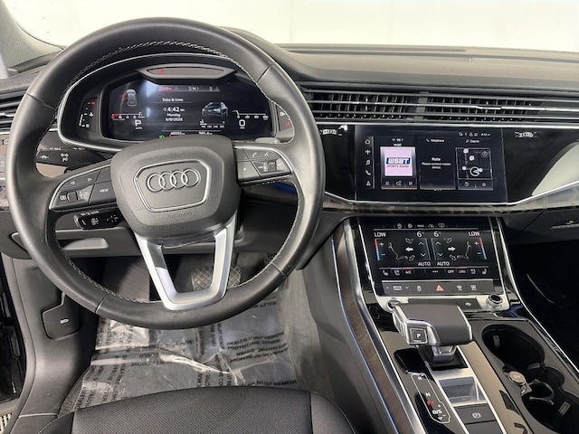 2022 Audi Q8