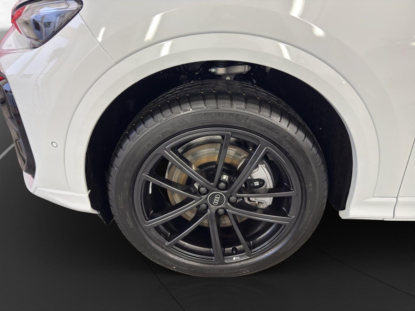 Bild über Audi Q5 SUV TDI quattro 150 kW S tronic - für weitere Informationen kontaktieren Sie den Audi Partner