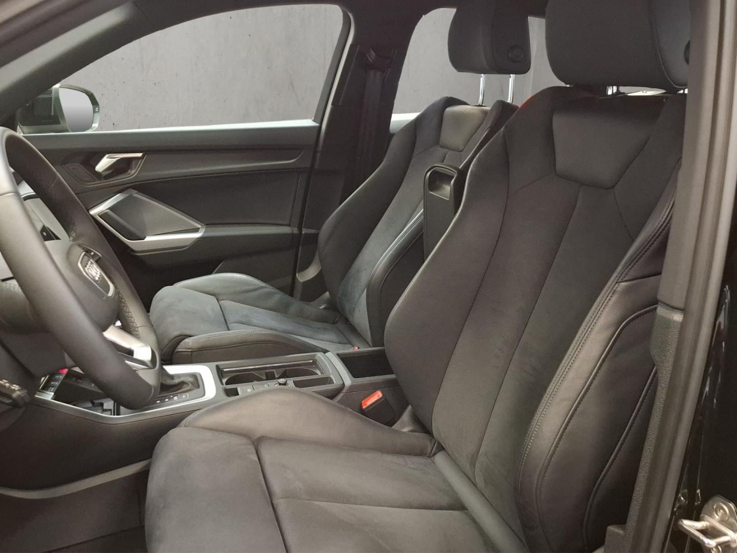Bild über Audi Q3 Sportback S line 35 TDI S tronic - für weitere Informationen kontaktieren Sie den Audi Partner