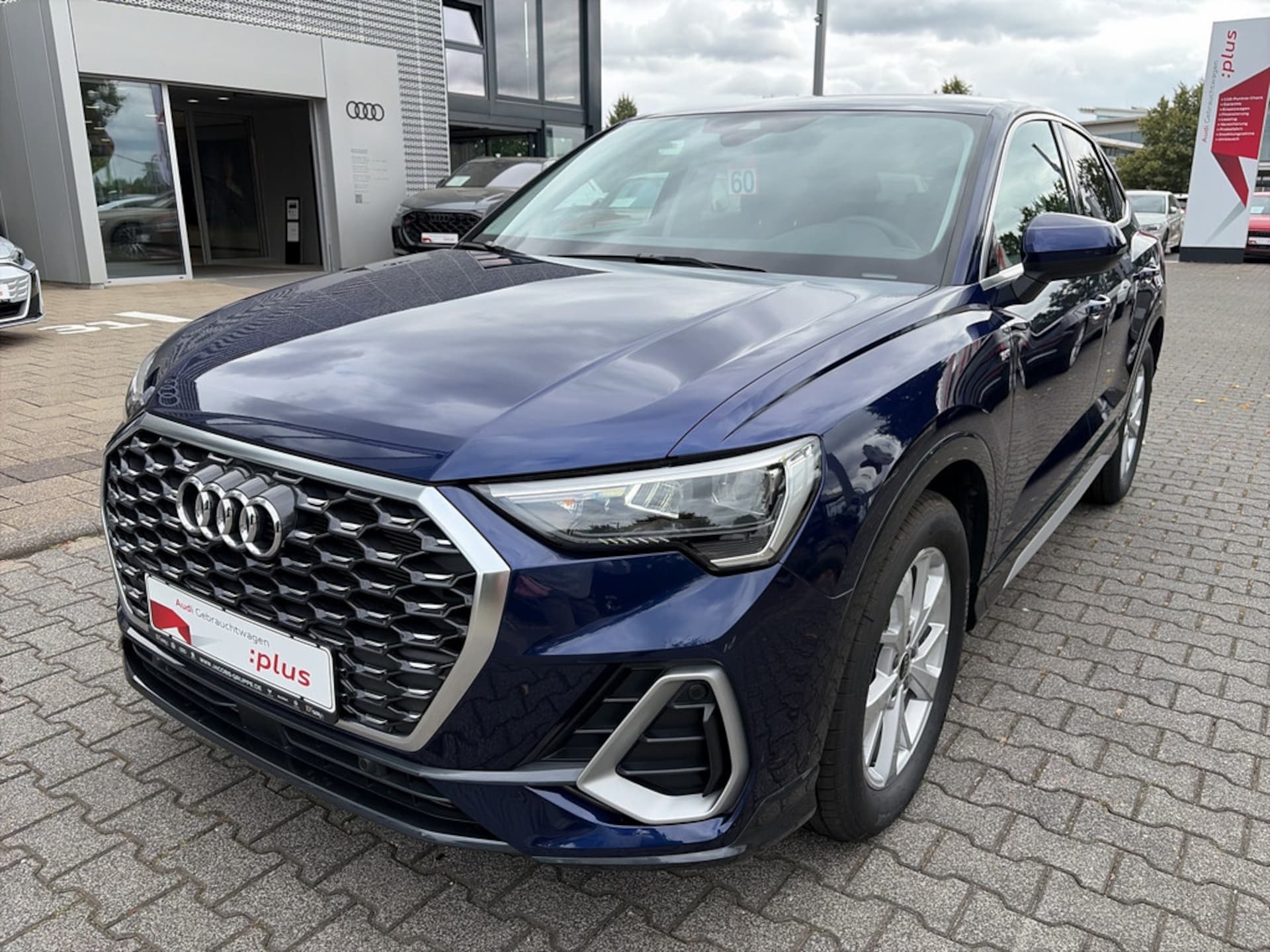 Audi Q3 Sportback S line