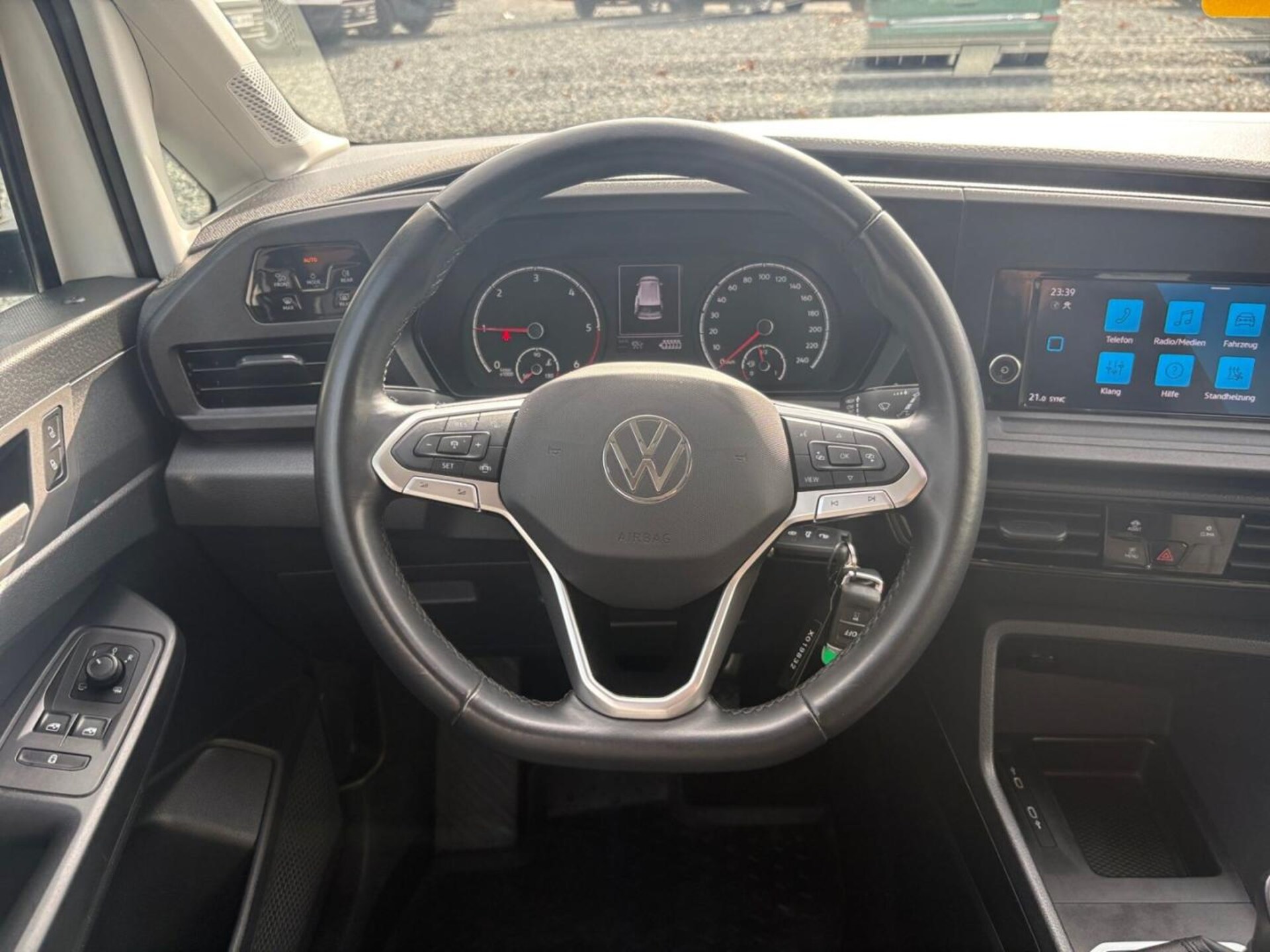 Volkswagen Caddy Maxi Basis-Modell